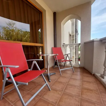 Kalia Σάνι Μπιτς